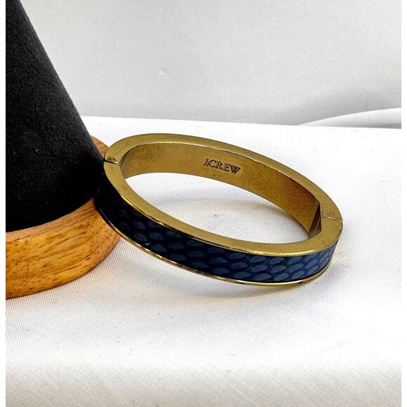 Vintage J.Crew Faux Snake Skin Magnet Closure Bangle - Picture 3 of 5
